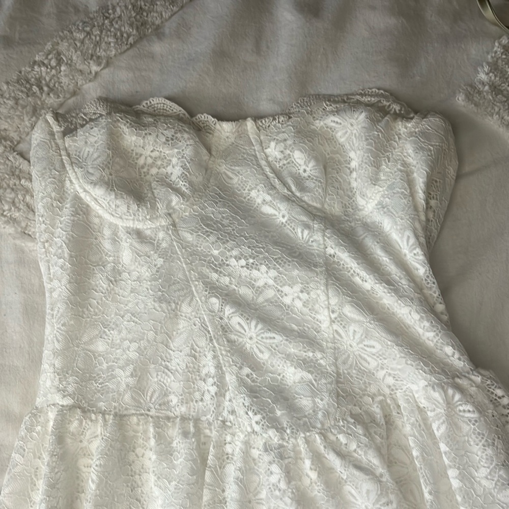 Super cute lace romper